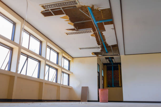 Water damage restoration process in De Leon, TX